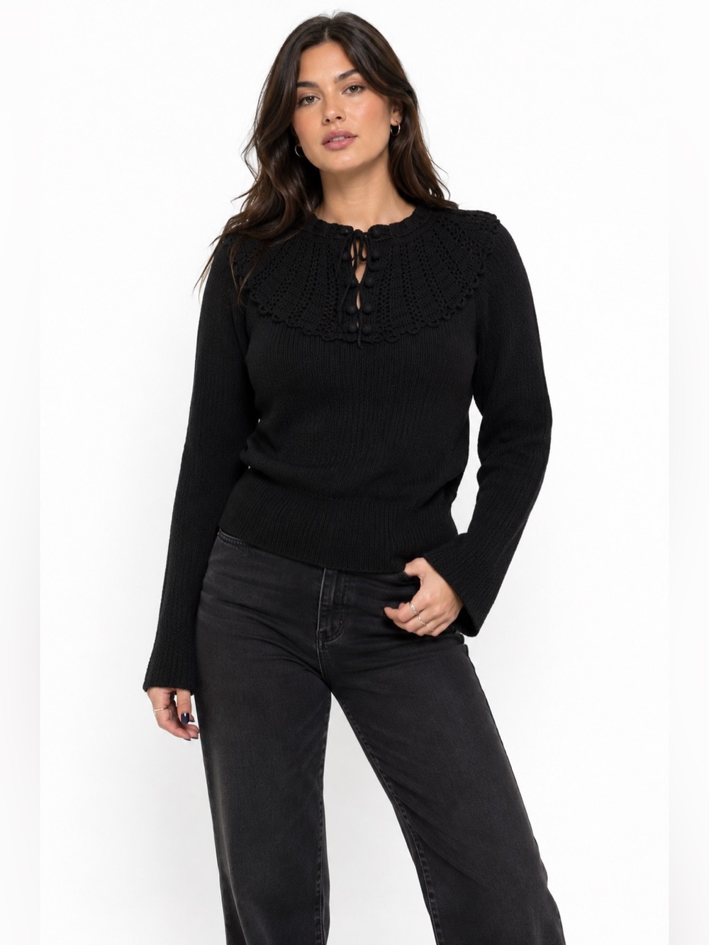 Y2K Vintage 100% Merino Wool Embroidered Bib Sweater (Black) Size M/L